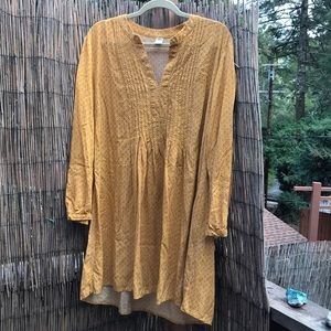 Yellow Old Navy tunic